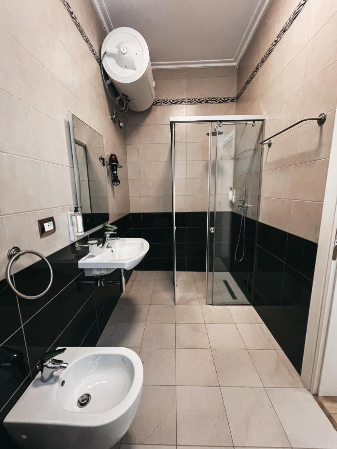 Amansar Boutique Hotel Tiranë Ngoại thất bức ảnh