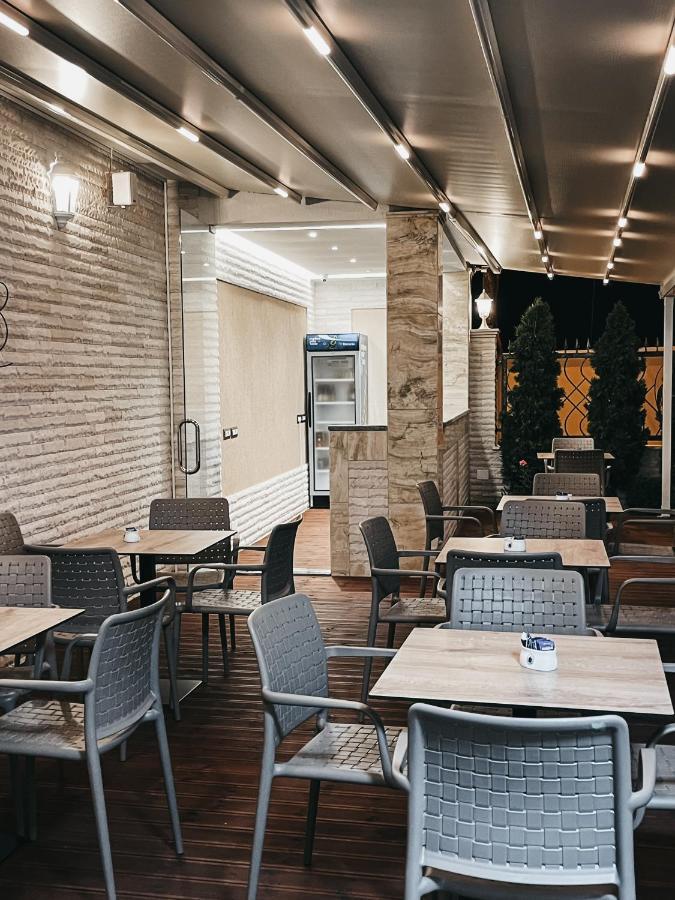 Amansar Boutique Hotel Tiranë Ngoại thất bức ảnh