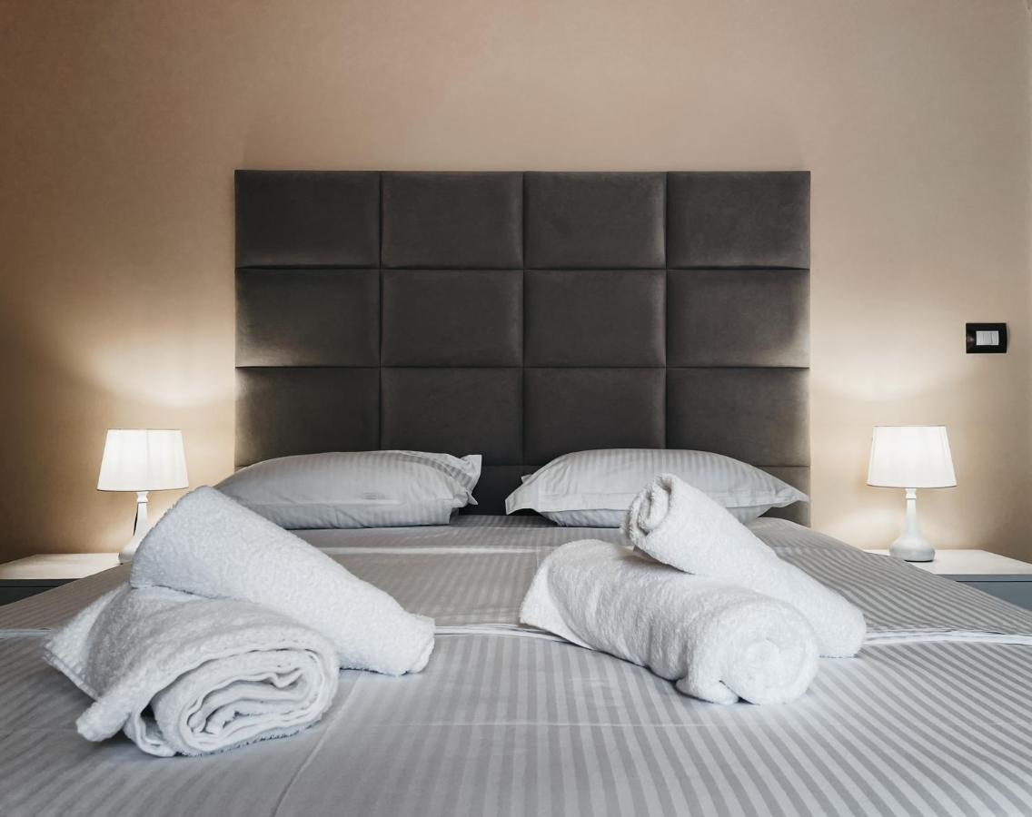 Amansar Boutique Hotel Tiranë Ngoại thất bức ảnh
