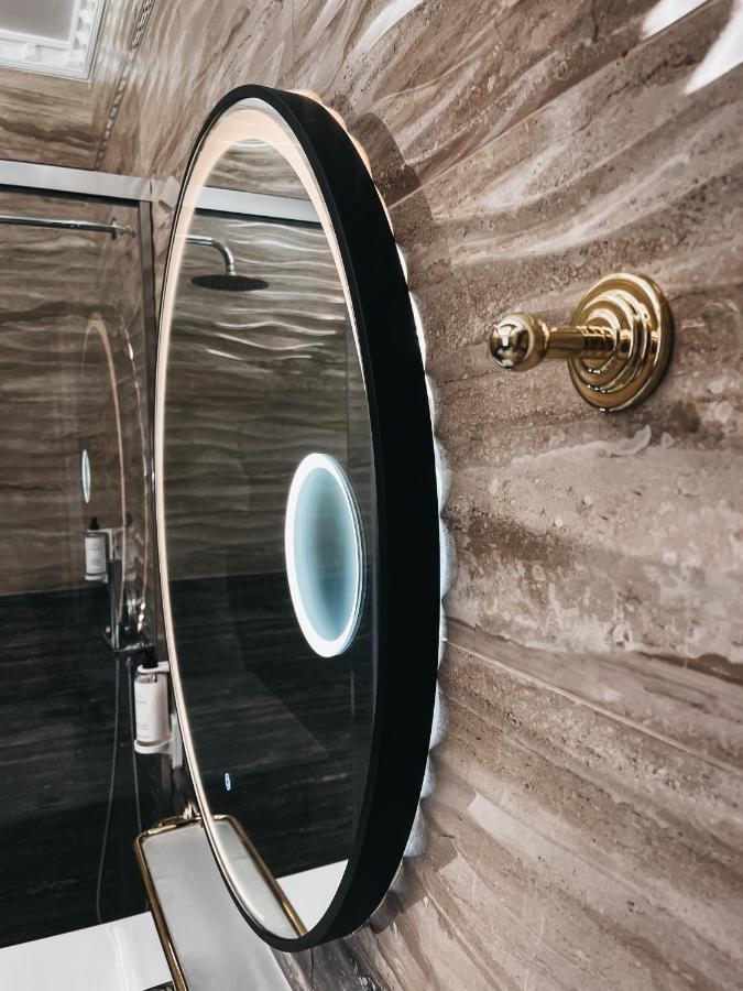 Amansar Boutique Hotel Tiranë Ngoại thất bức ảnh