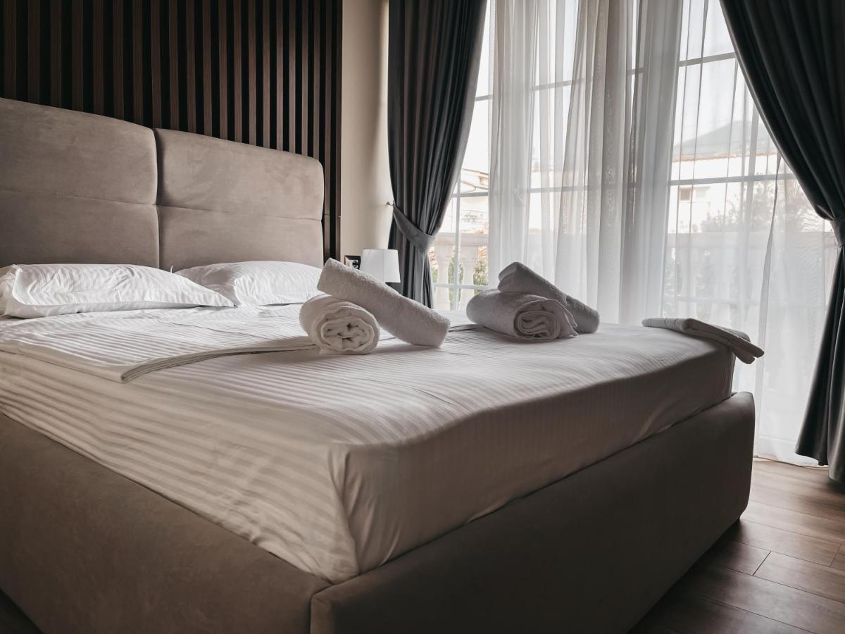 Amansar Boutique Hotel Tiranë Ngoại thất bức ảnh